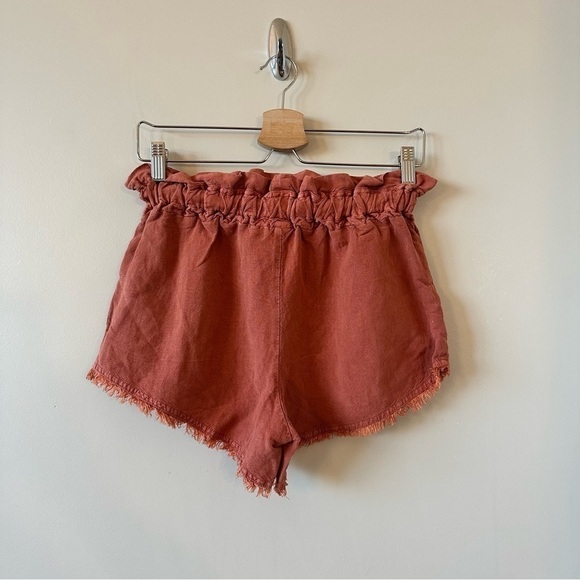 YOUNG Broke & Fabulous-Linen Blend Shorts With Raw Hem (Size:XS) - Picture 3 of 8